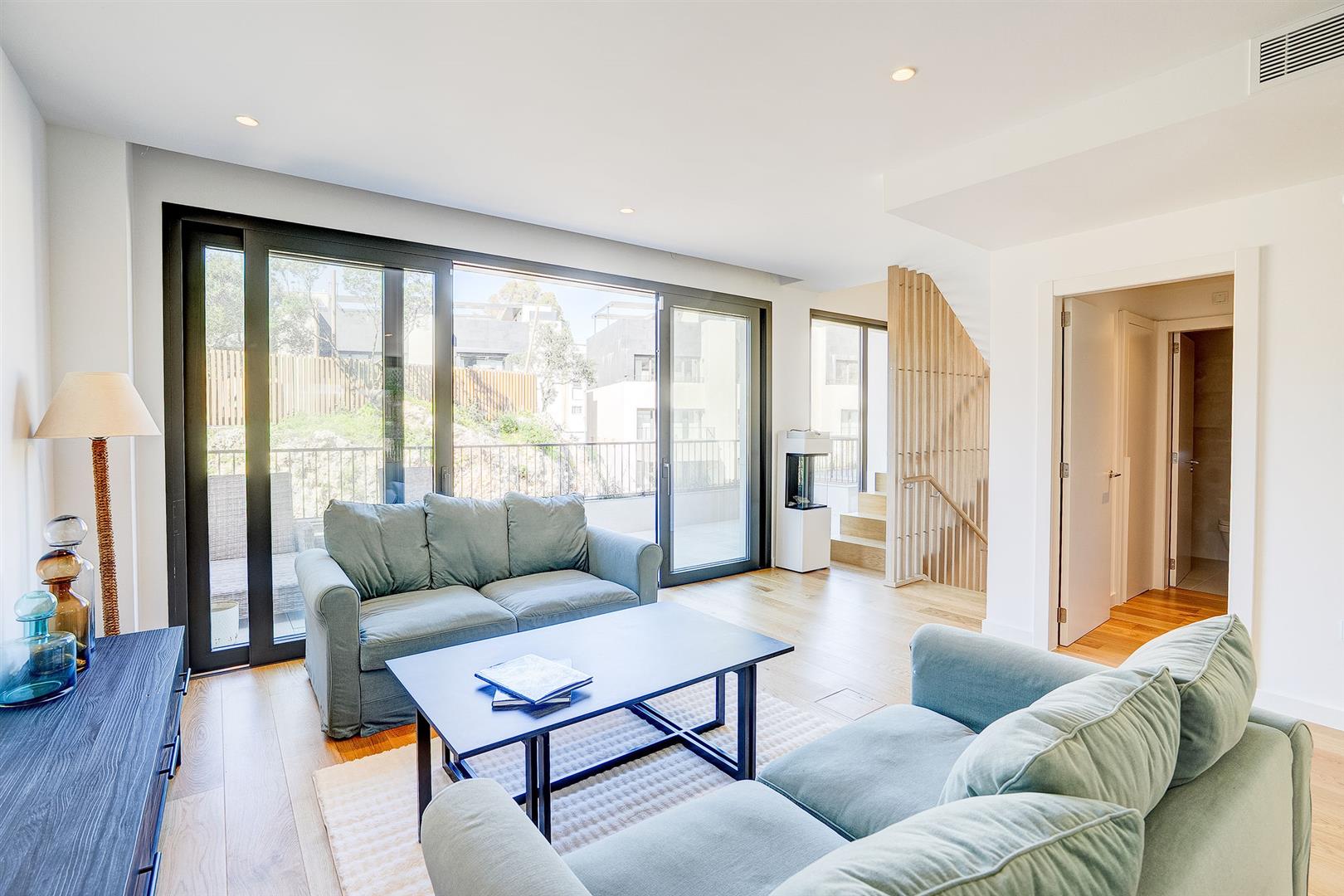 Image of House - 4 Bedrooms - 3 Bathrooms for Sale in North Gorge-Gibraltar, Image 5